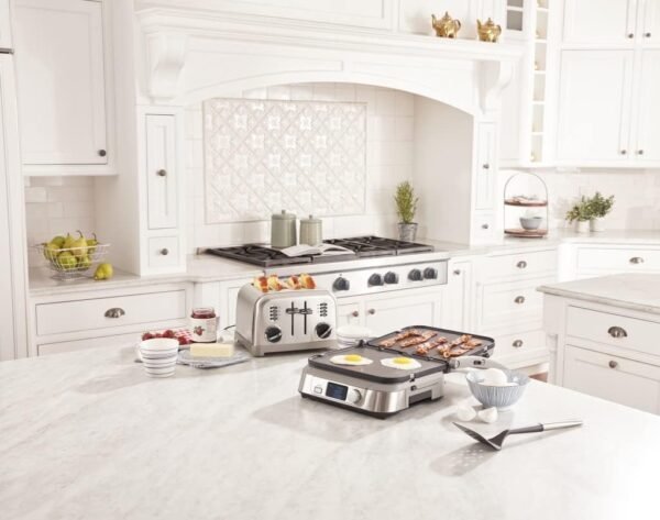 Cuisinart 4 Slice Toaster Oven, Brushed Stainless, CPT-180P1 - Image 4