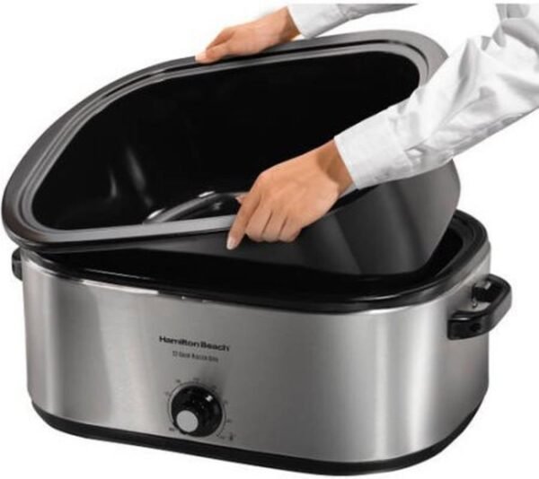 Hamilton Beach 28 lb 22-Quart Roaster Oven with Self-Basting Lid (Stainless Steel) - Image 3