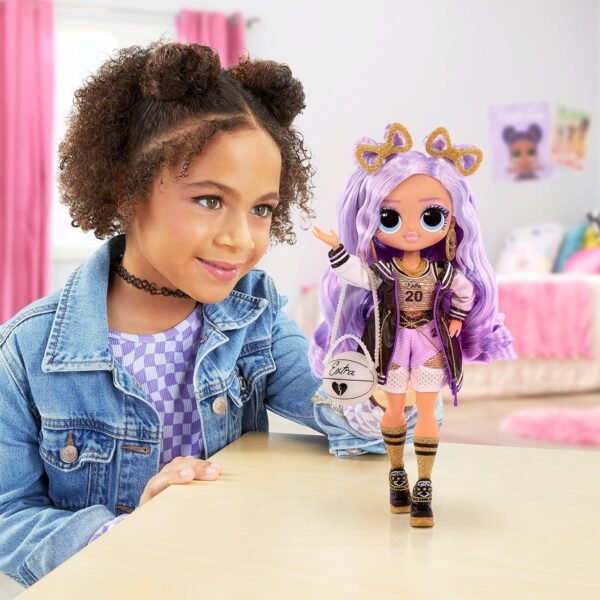 L.O.L. Surprise! OMG Sports Fashion Doll Sparkle Star with 20 Surprises Including GoSporty-Chic Fashion Outfit and Accessories, Holiday Toy Playset, Great Gift for Kids Girls Boys 4 5 6+ Years - Image 5
